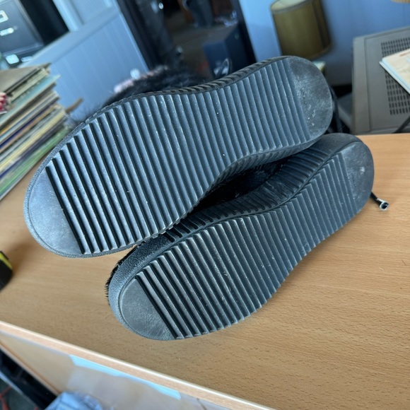 Pajar Sealskin Boots - Picture 5 of 10